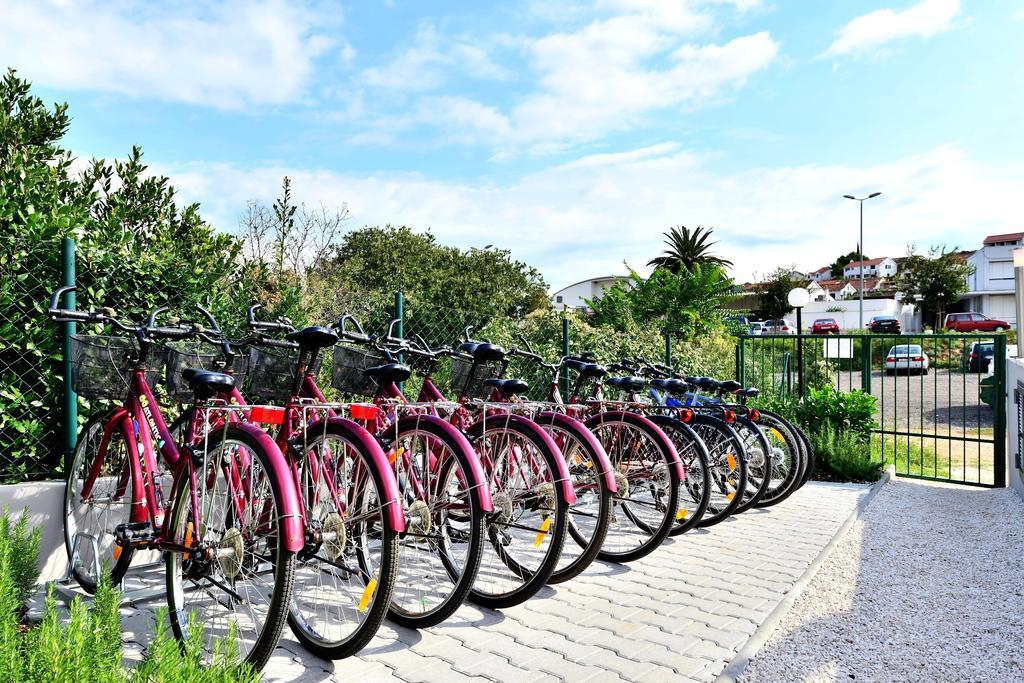 Bretia Apartments Sutivan Dış mekan fotoğraf