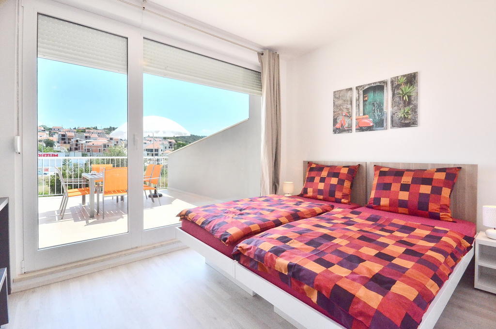 Bretia Apartments Sutivan Oda fotoğraf