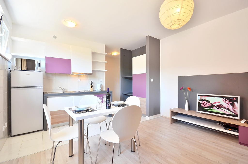 Bretia Apartments Sutivan Oda fotoğraf