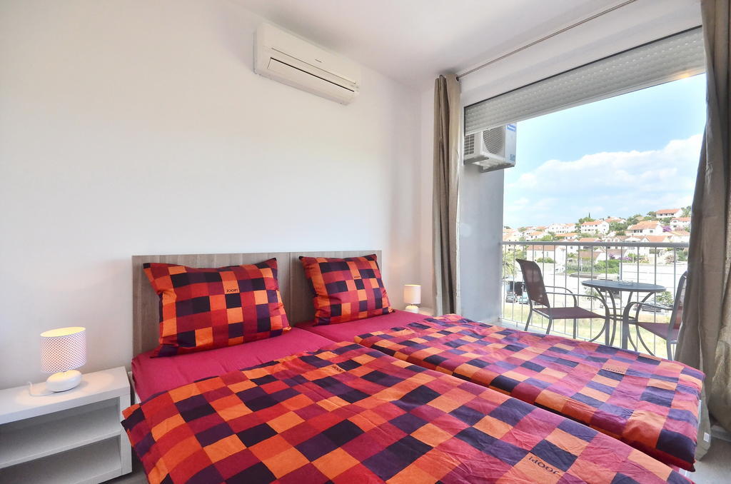 Bretia Apartments Sutivan Oda fotoğraf
