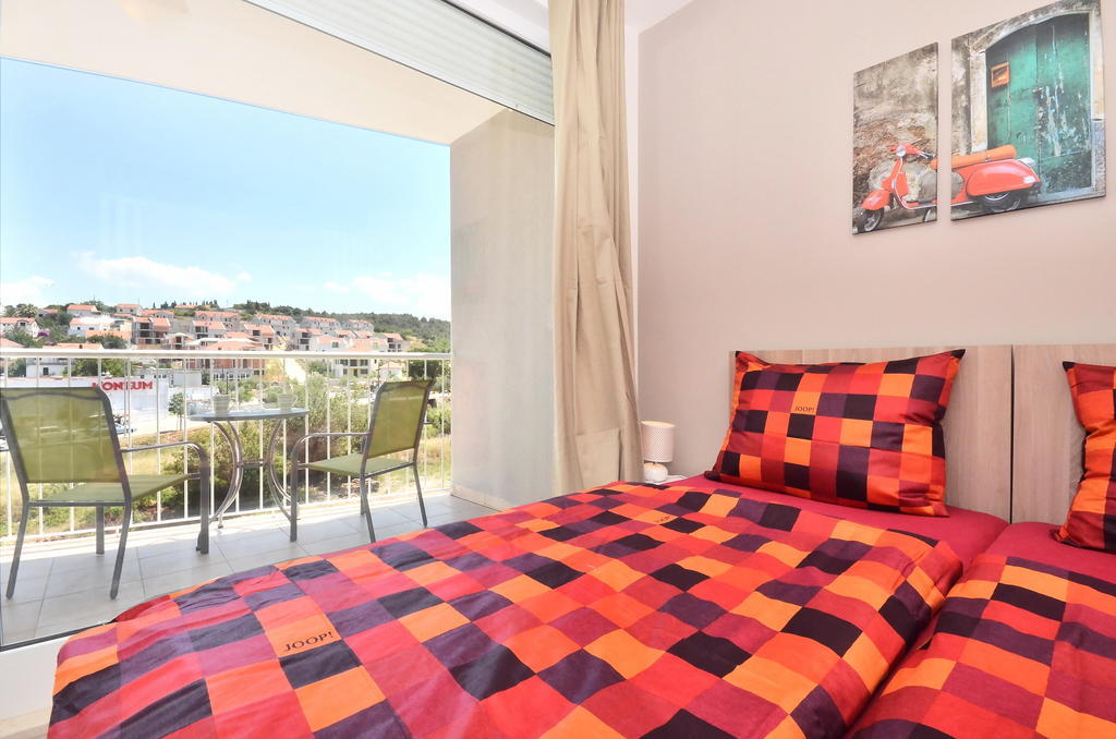 Bretia Apartments Sutivan Oda fotoğraf