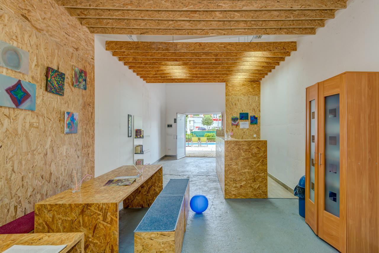 Bretia Apartments Sutivan Dış mekan fotoğraf